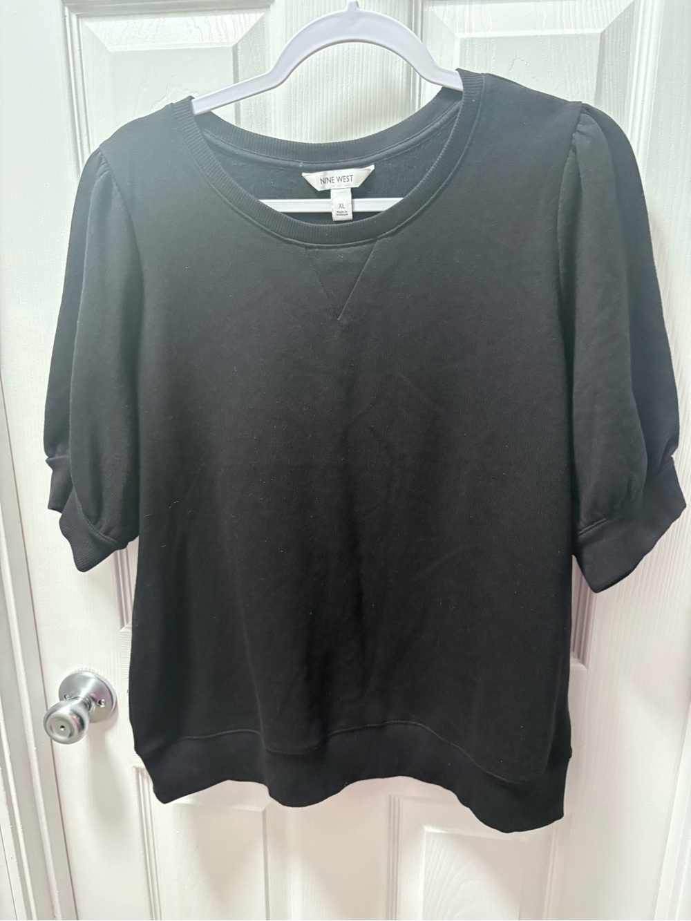 Nine West Black Puff Sleeve Sweatshirt